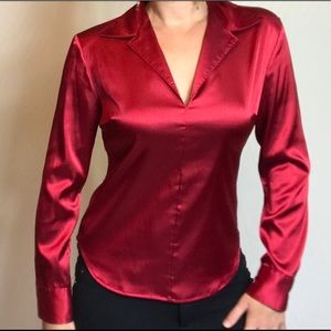Express -stretch satin red blouse.